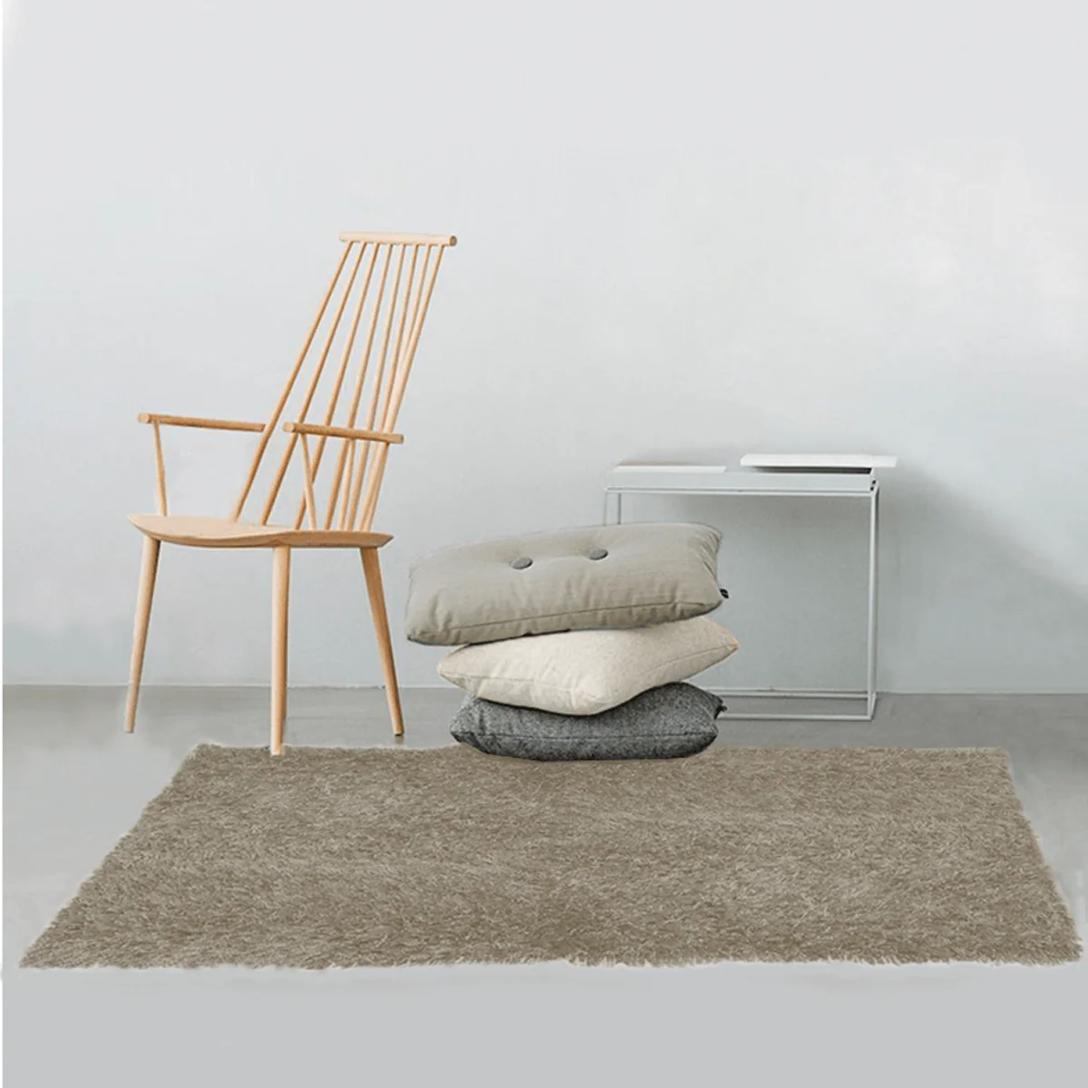 2 Tone Color Shag Carpet - Image 6