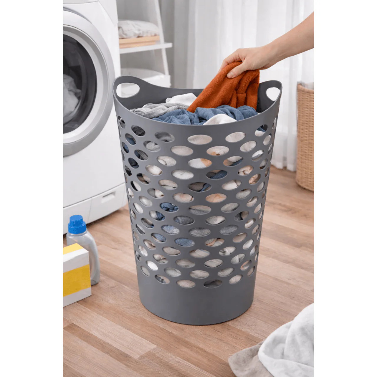 60L Flexible Laundry Basket - Image 4