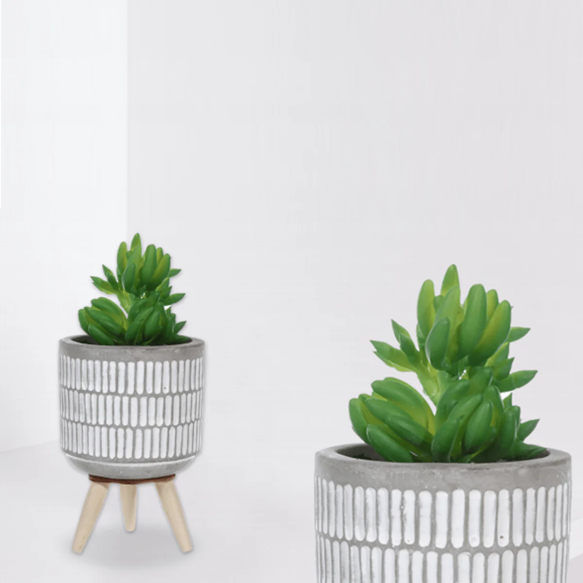 Artifical Succulent 3 Wood Leg