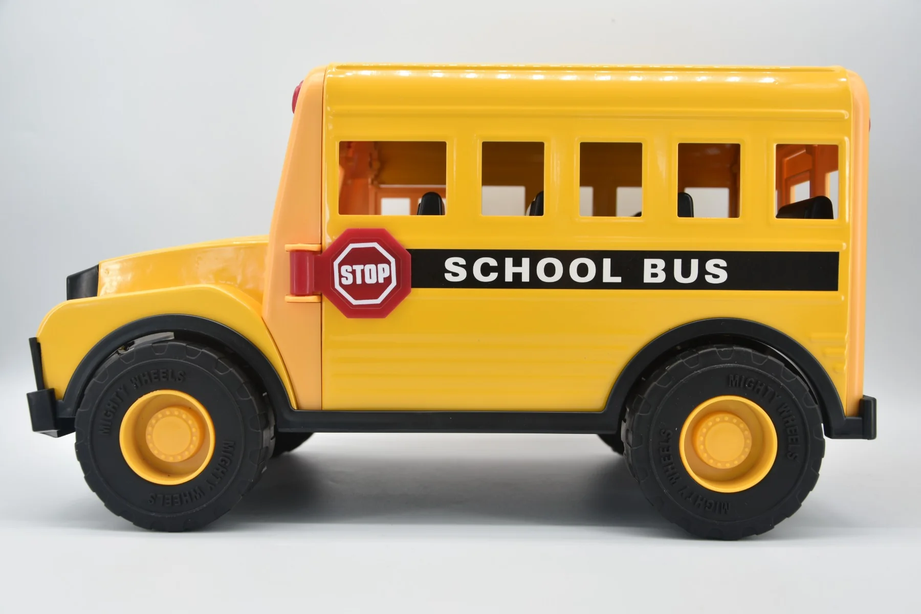 Mighty Wheels 16in School Bus Metal  - Image 2