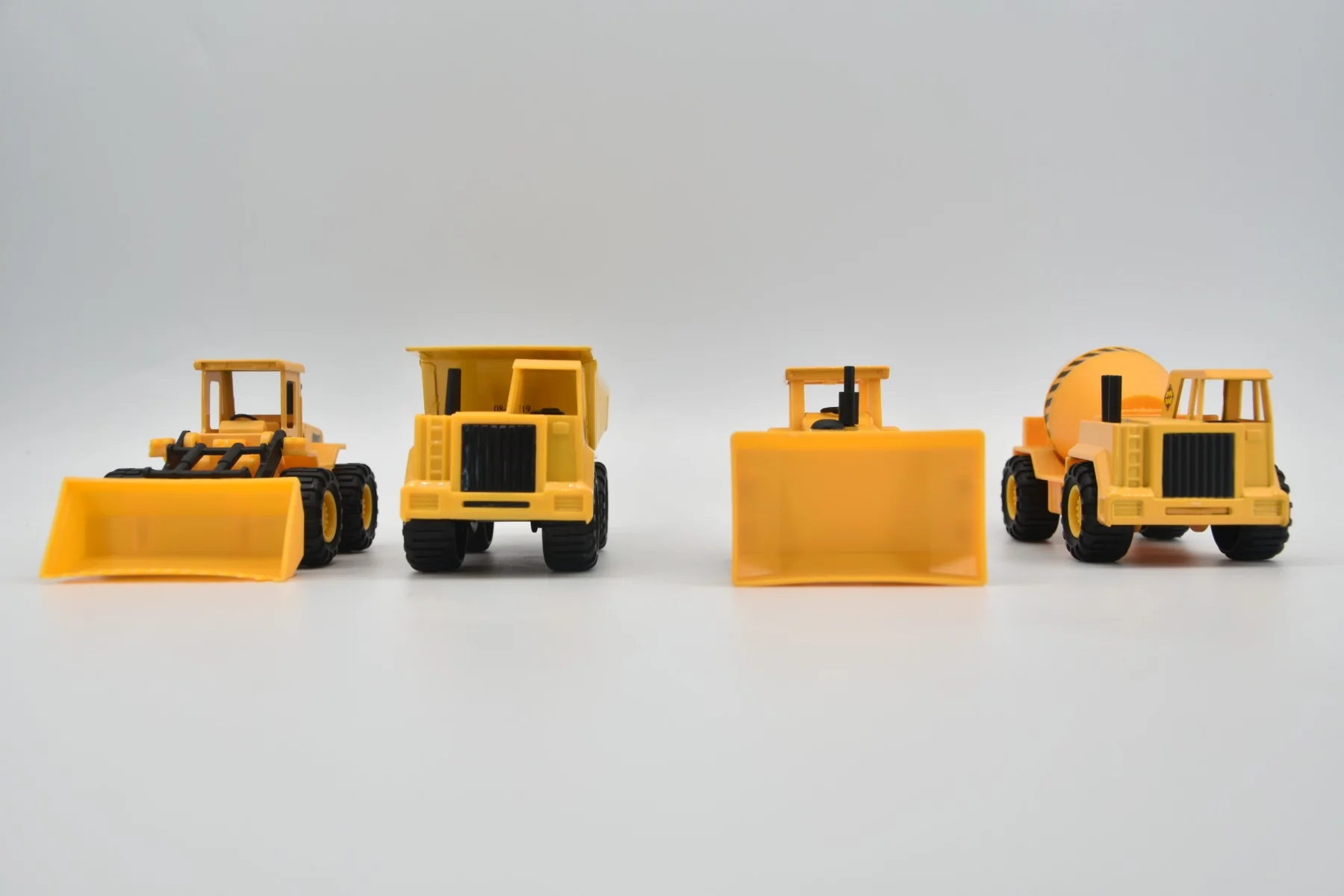 Mighty Wheels 4 Pack 4.75in Truck  - Image 3