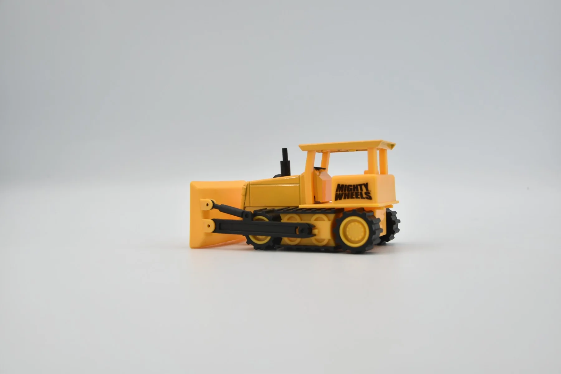 Mighty Wheels 4 Pack 4.75in Truck  - Image 8