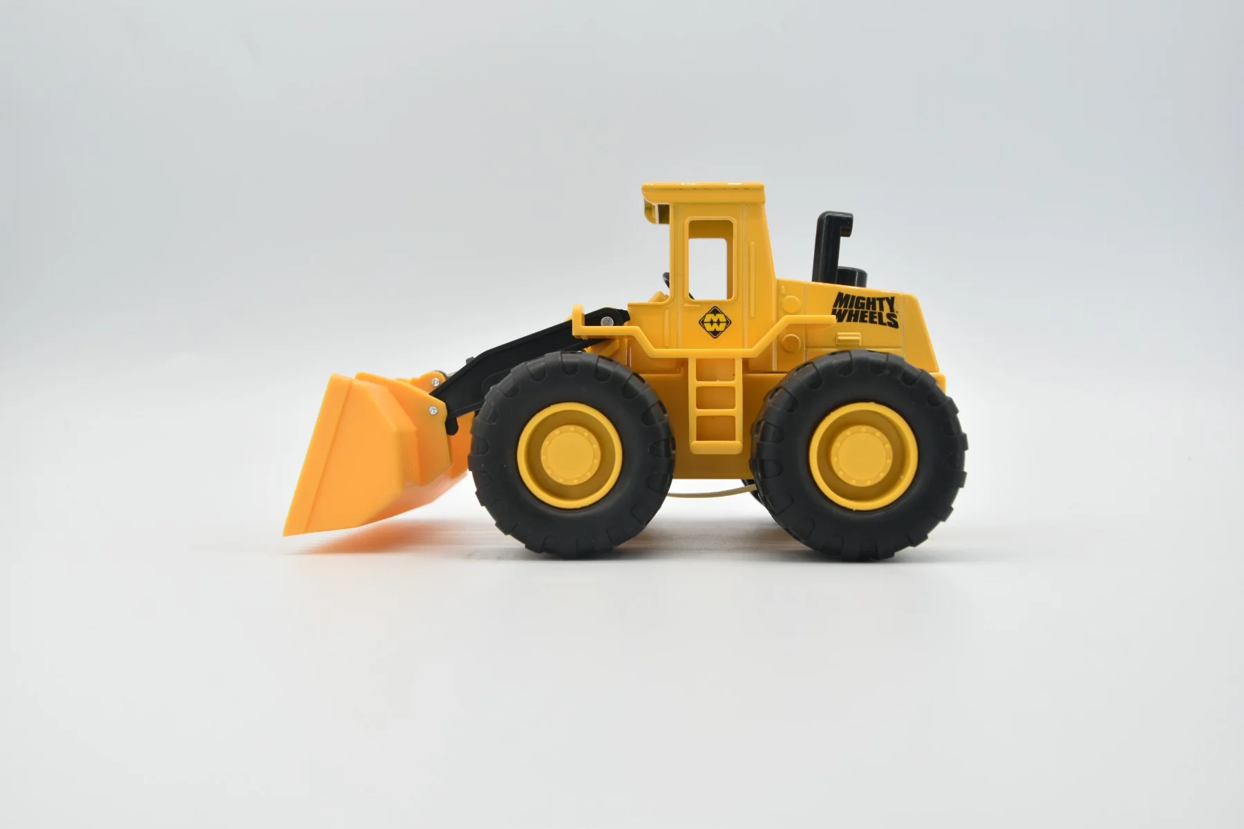 Mw 7in Front Loader /dump Truck Asst  - Image 12