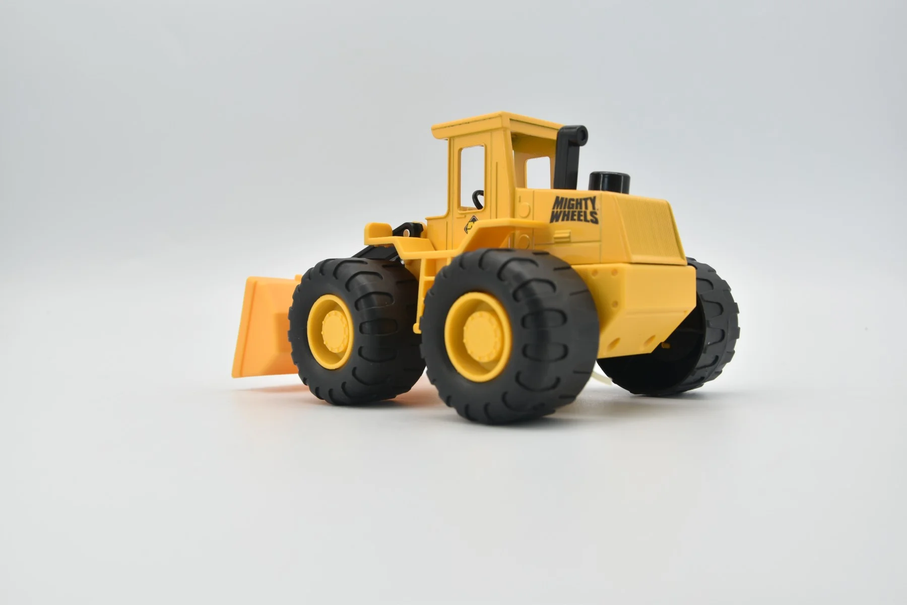 Mw 7in Front Loader /dump Truck Asst  - Image 13