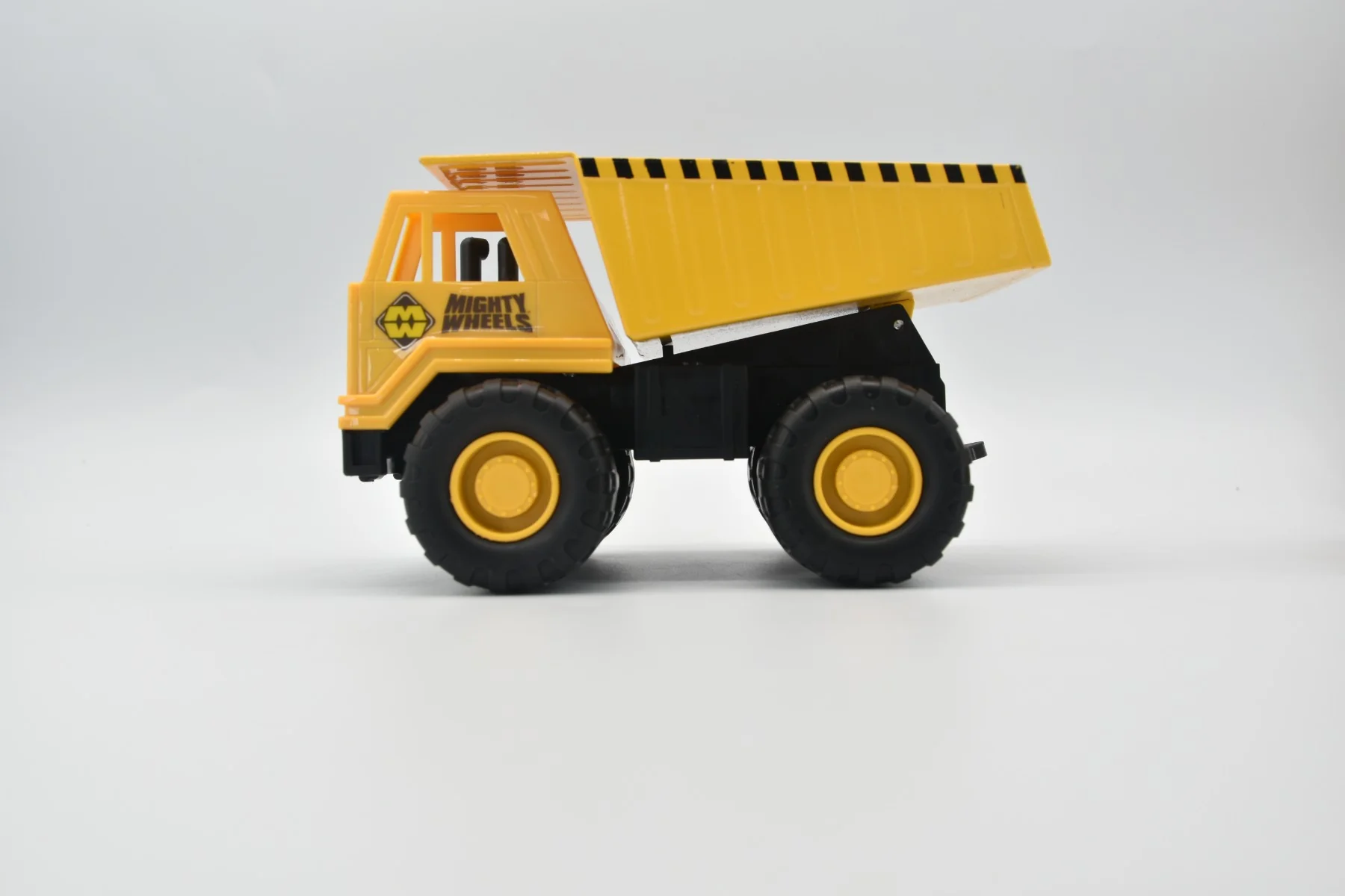 Mw 7in Front Loader /dump Truck Asst  - Image 6