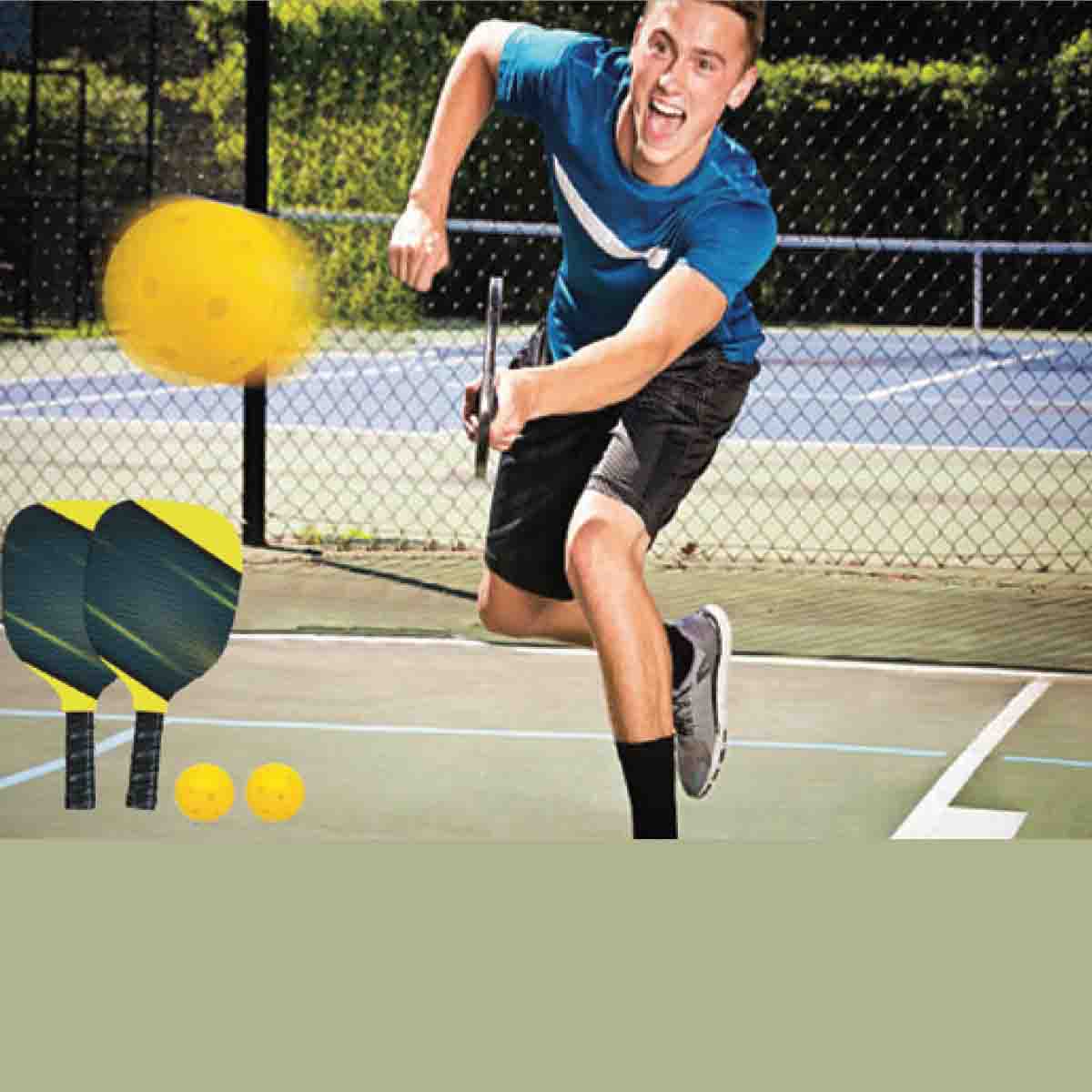 Pickleball Two Rackets With 2 Balls