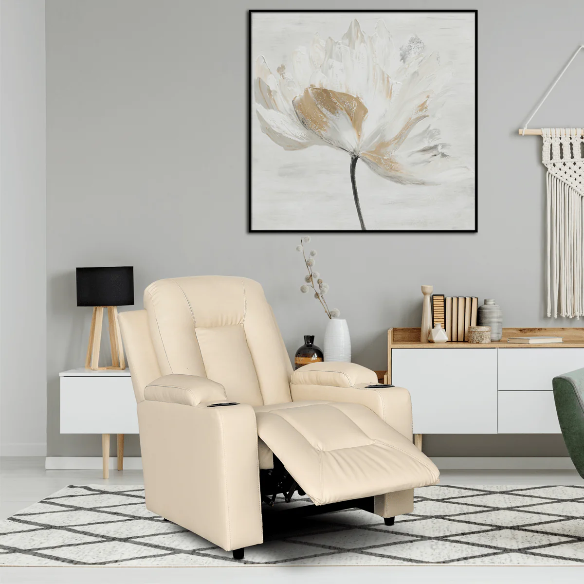 Recliner Chair Deluxe With Cup Holders On Armrests