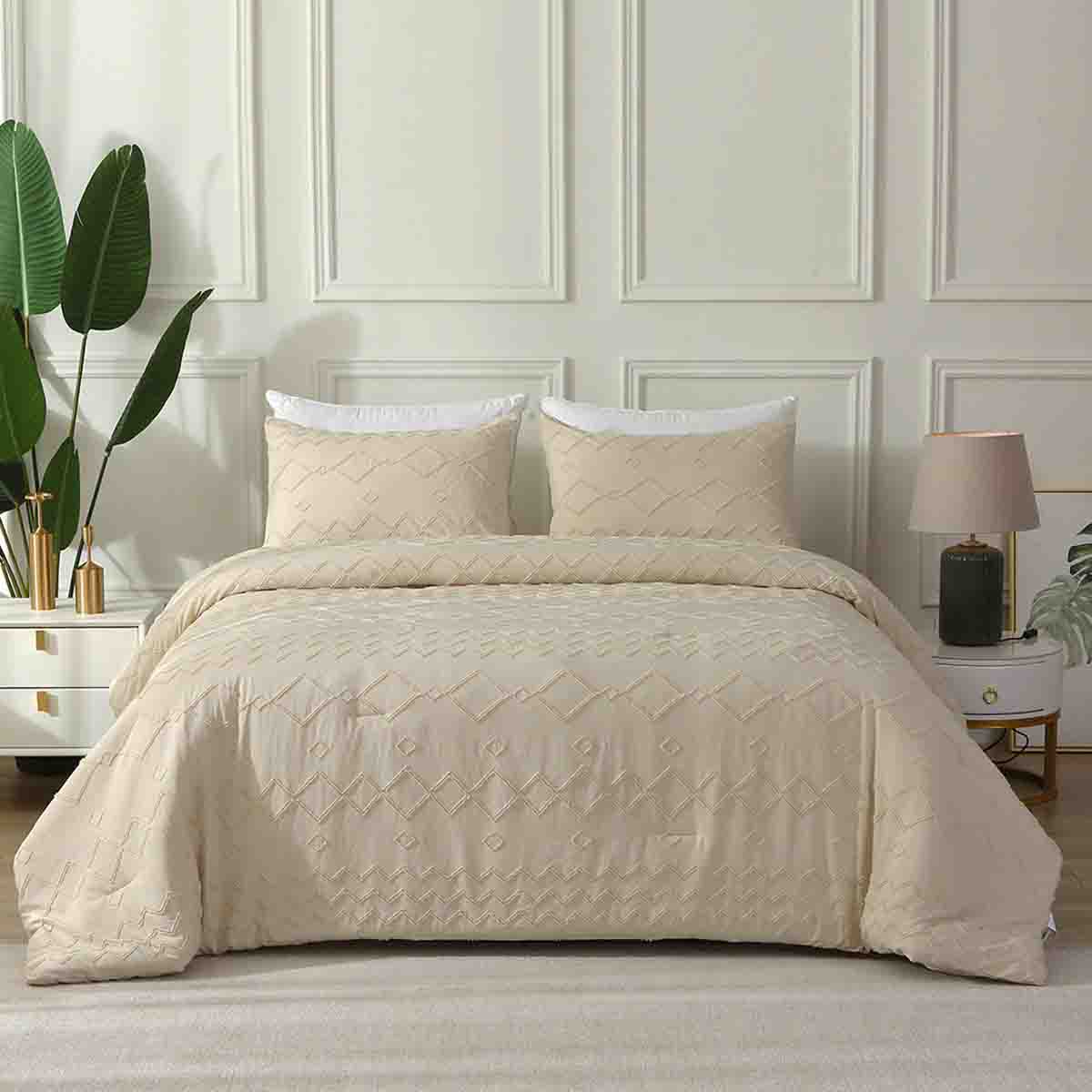 LAUREN TAYLOR -Trifon Tufted Comforter Set - Image 3
